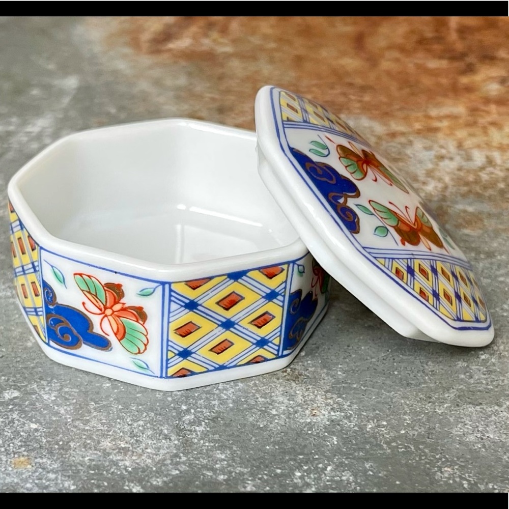 Hand painted jewelry box from Japan.